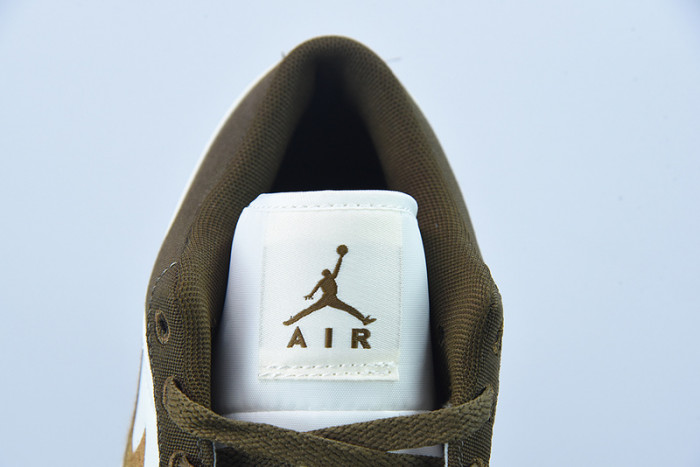 Air Jordan 1 Low SE "Light Olive" DV0426-301