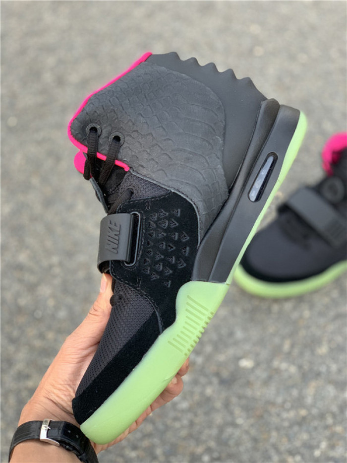 NIKE AIR YEEZY 2 NRG