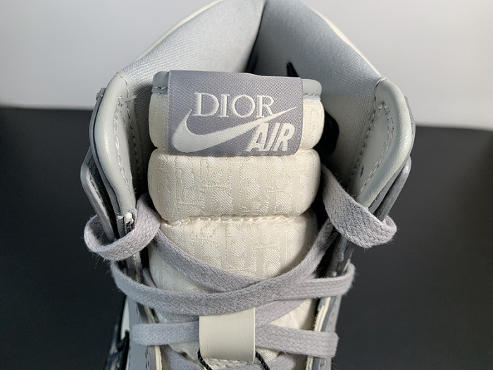 Dior x Air Jordan 1 High - CN8607 002