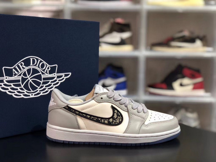 Dior x Air Jordan 1 Low 