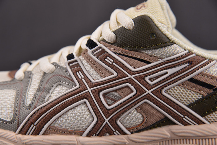 ASICS GEL-Kahana 8 