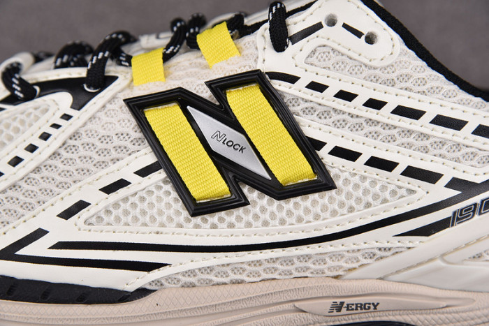 New Balance 1906R x GANNI Low Egret - M1906RGG