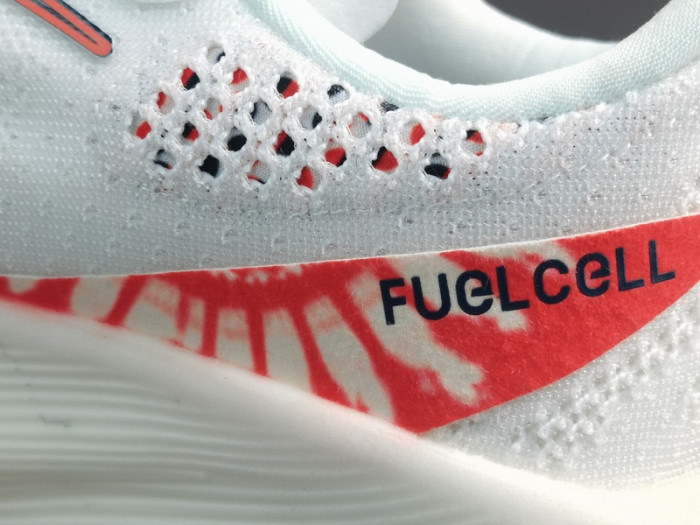New Balance FuelCell RC Elite v2