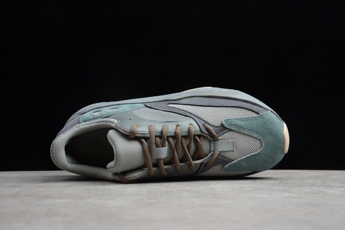 adidas Yeezy Boost 700