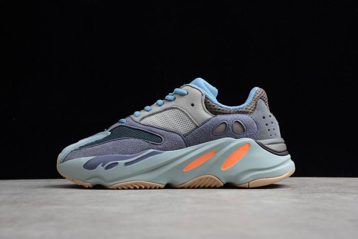 Adidas Yeezy Boost 700