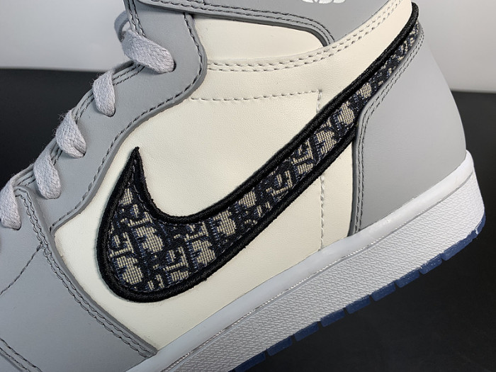 Dior x Air Jordan 1 High - CN8607 002