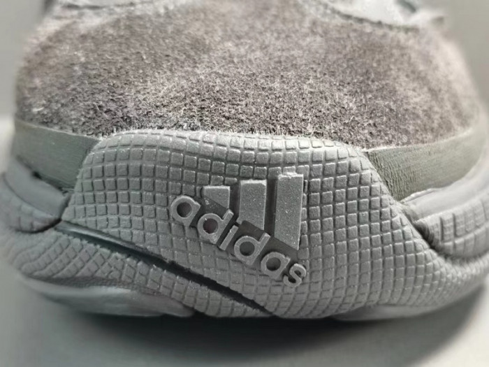 ADIDAS YEEZY 500 