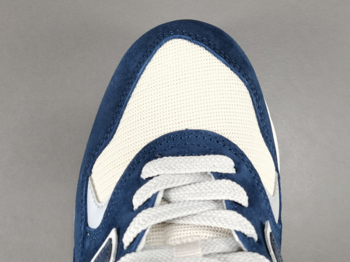 New Balance 580