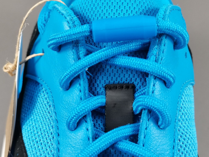 adidas originals YEEZY BOOST 700"Hi-Res Blue " HQ6980