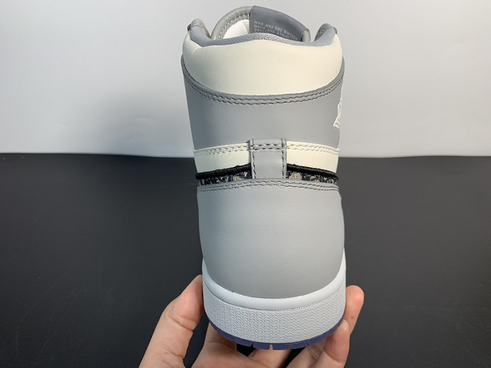 Dior x Air Jordan 1 High - CN8607 002