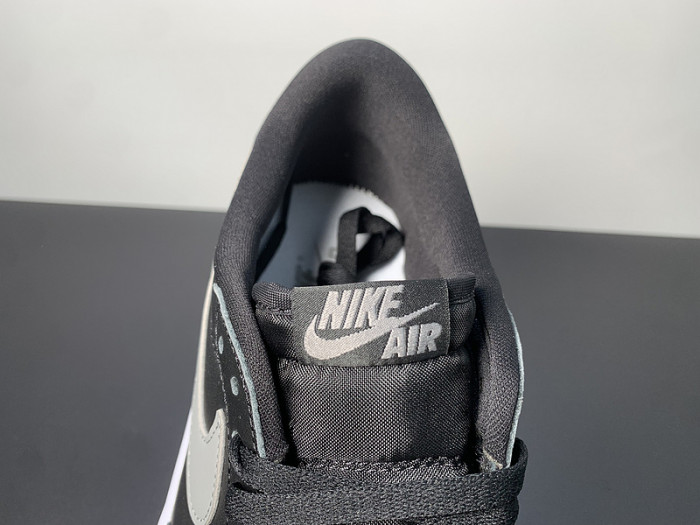 Air Jordan 1 Retro Low OG