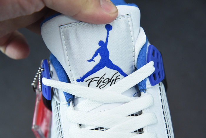Air Jordan 4 Retro