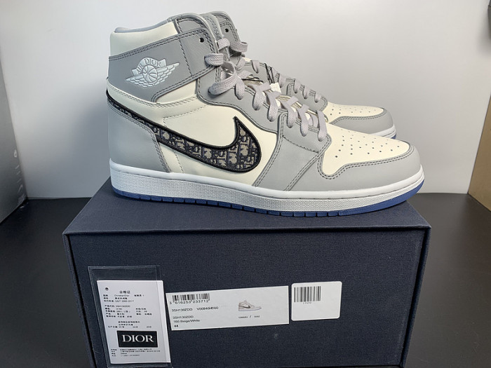 Dior x Air Jordan 1 High - CN8607 002