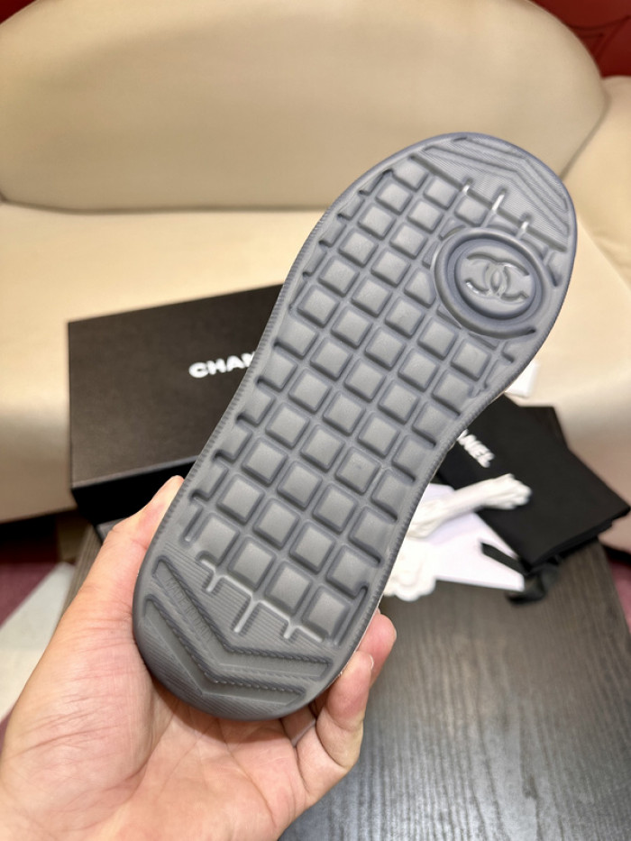 CHNL Sneaker