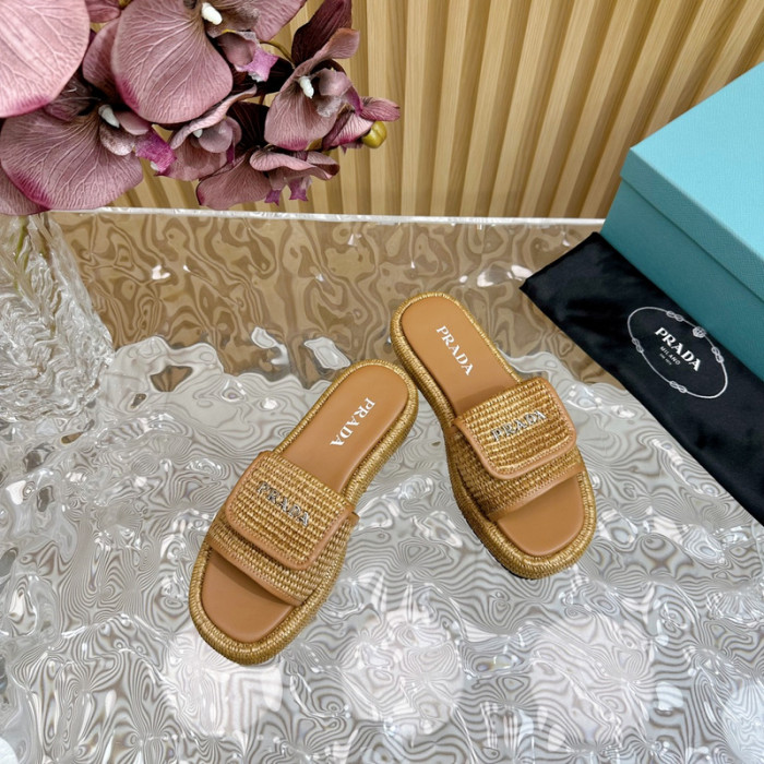 PRADA SLIDE