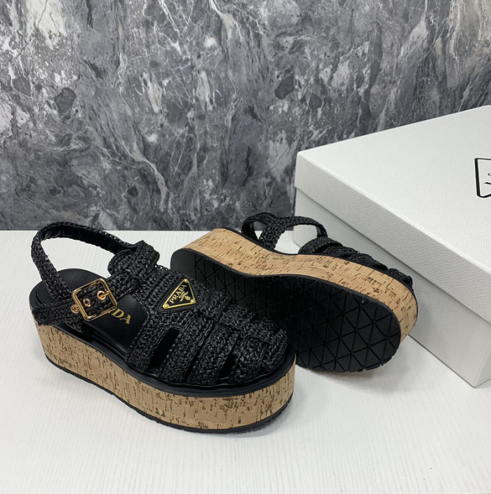 PRADA SLIDE