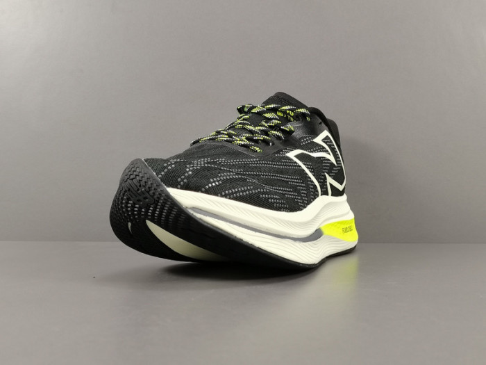 New Balance FuelCell SuperComp Trainer v2 Black MRCXBK3