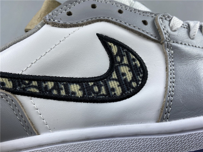 Dior x Air Jordan 1 Low 