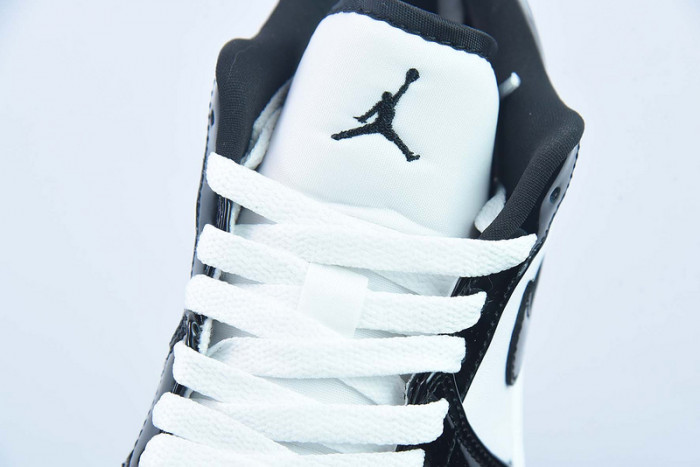 Air Jordan 1 Low SE