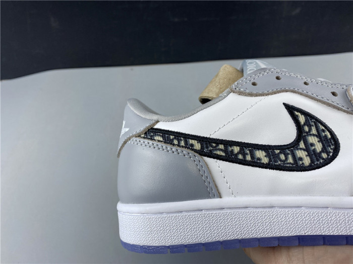 Dior x Air Jordan 1 Low 
