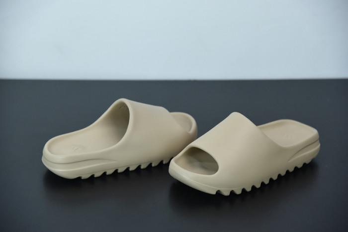 Yeezy Slide GZ5554