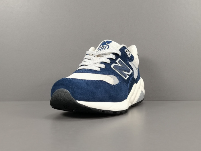 New Balance 580