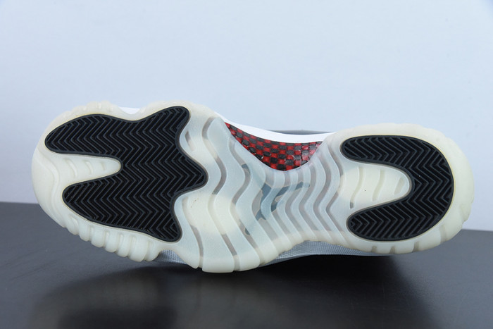 AIR JORDAN 11 RETRO