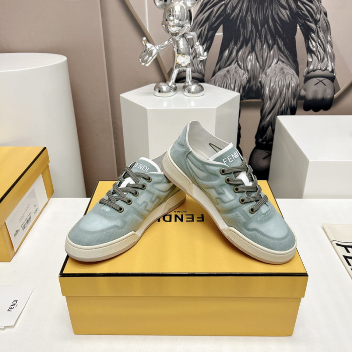 FENDI SNEAKERS