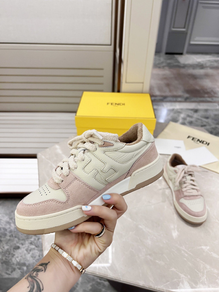 FENDI SNEAKERS