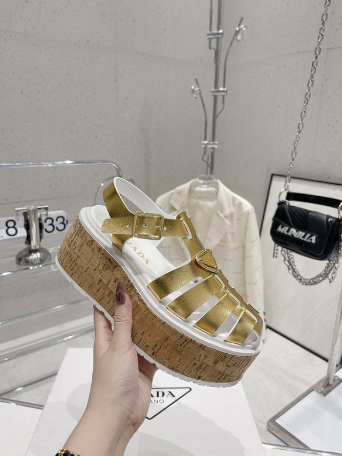 PRADA SLIDE