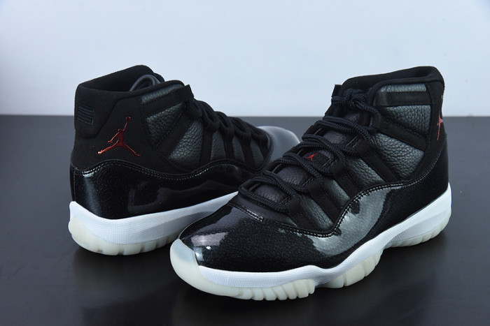 AIR JORDAN 11 RETRO
