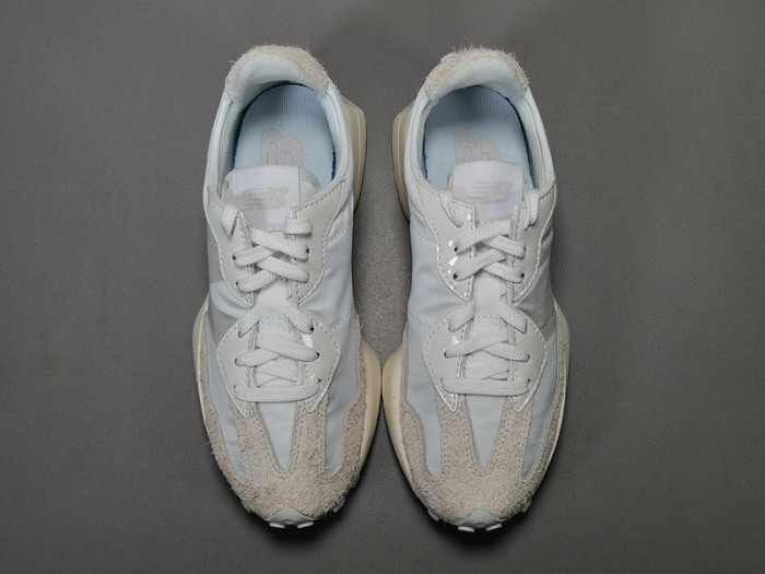 (WMNS) New Balance 327