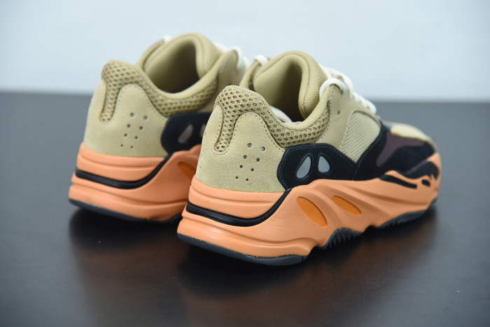 Adidas Yeezy Boost 700
