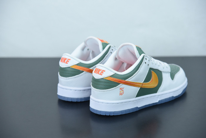 Nike Dunk Low “NY vs NY” DN2489-300