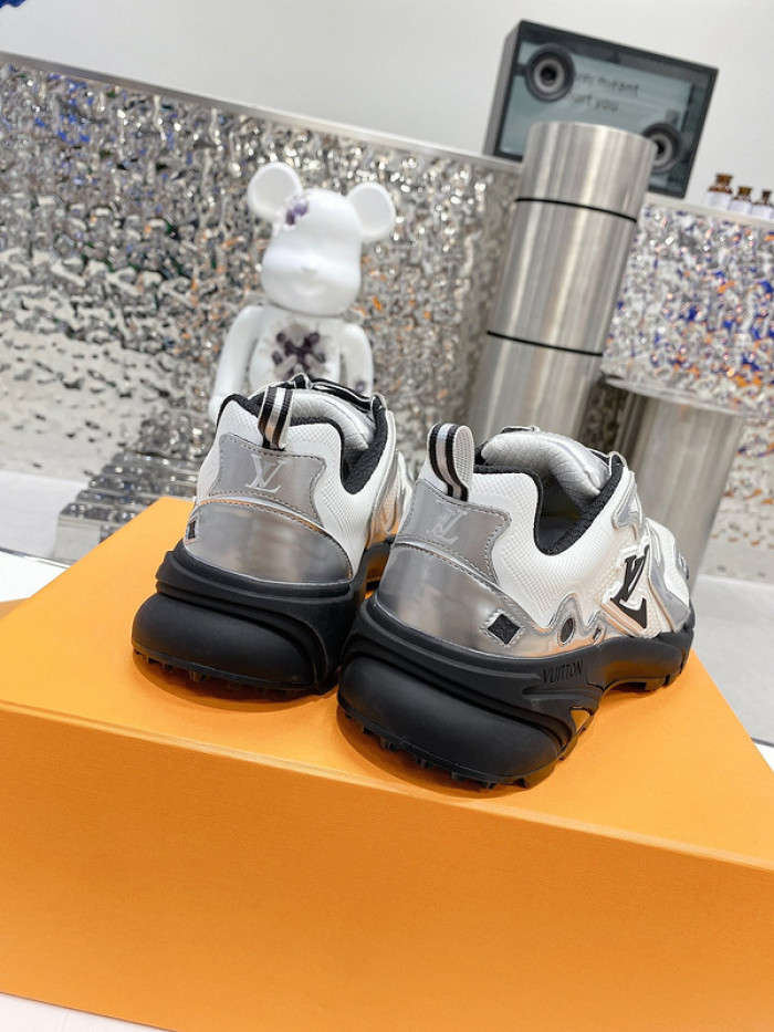 LUSV SNEAKERS