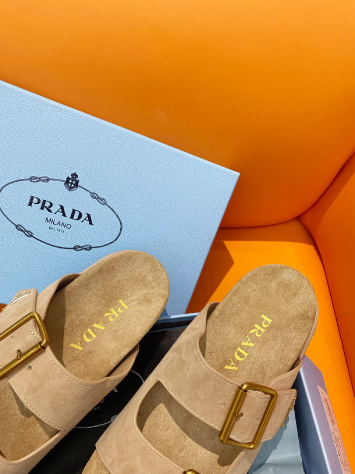 PRADA SLIDE