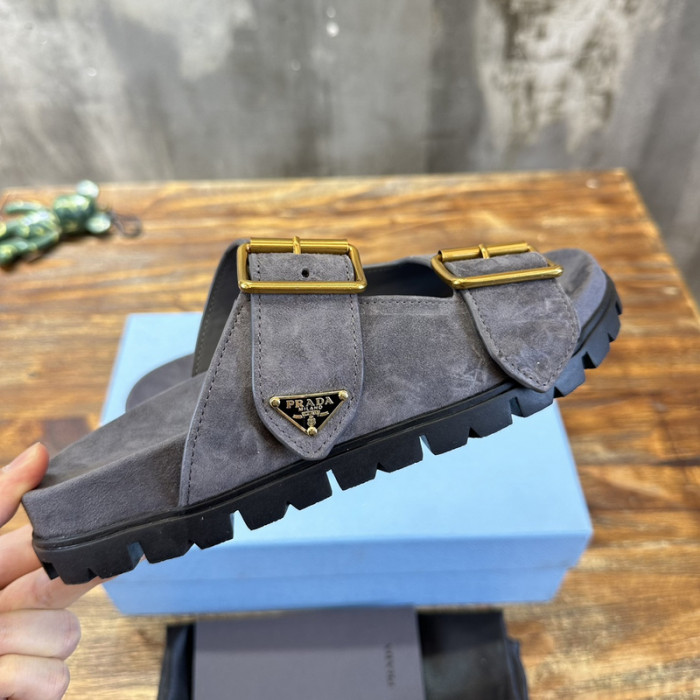 PRADA SLIDE