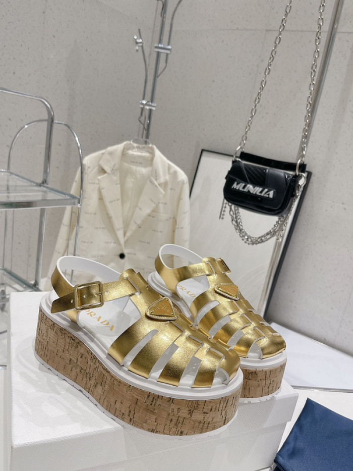 PRADA SLIDE