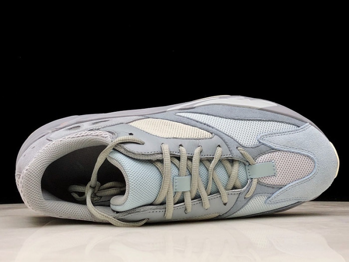 adidas Yeezy Boost 700