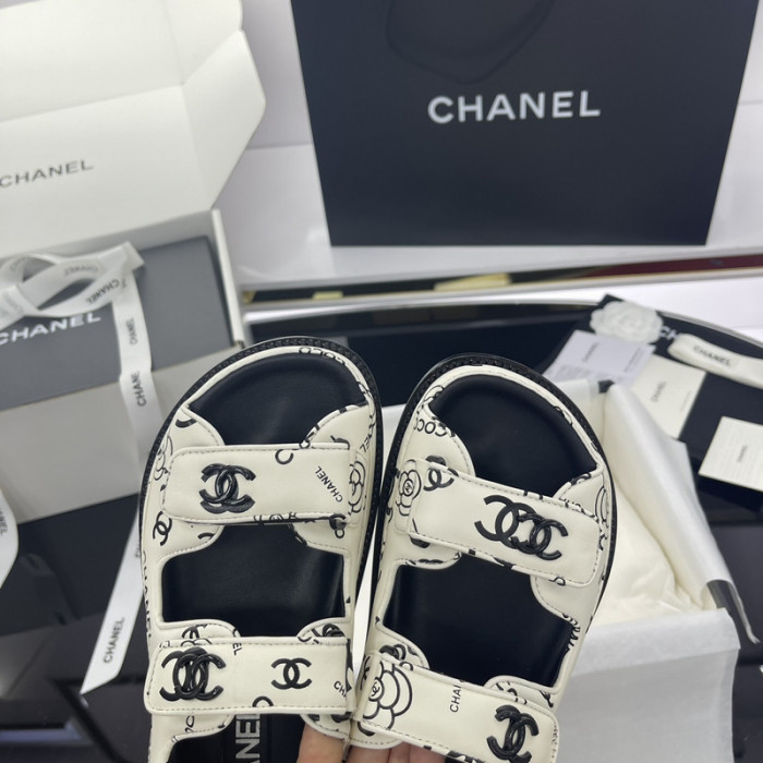 CN Slide Sandal
