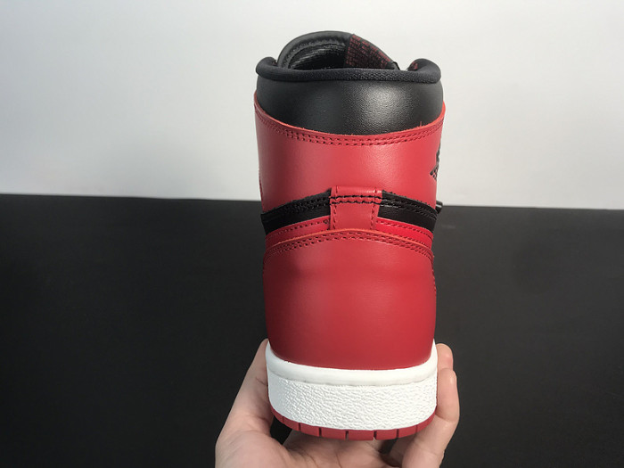 Air Jordan 1 Retro High