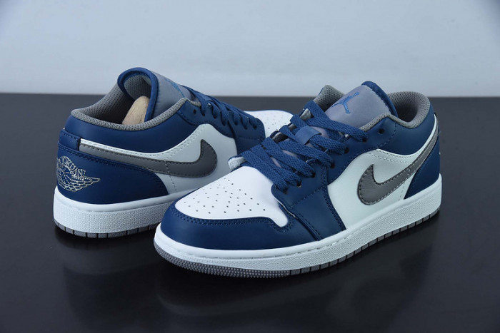 Air Jordan 1 Low