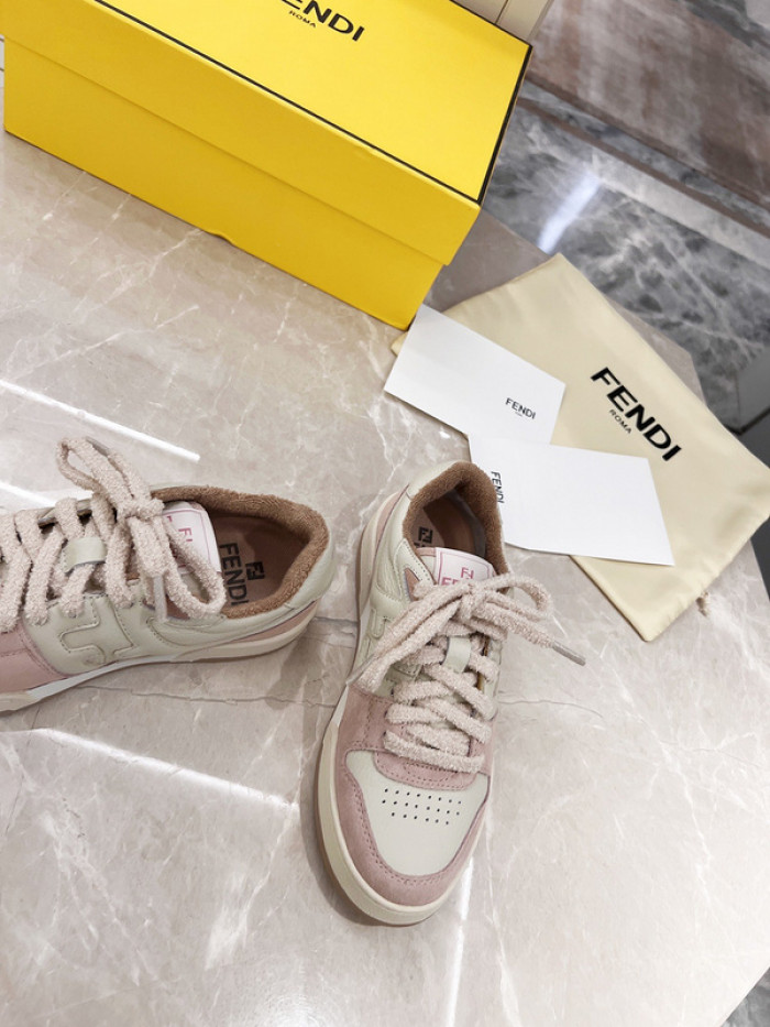FENDI SNEAKERS