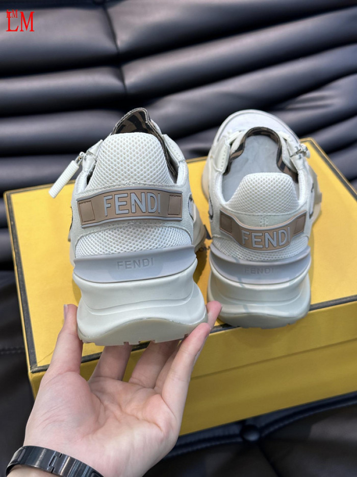 FENDI SNEAKERS