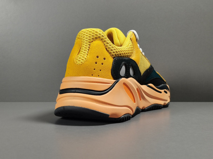 adidas Yeezy Boost 700