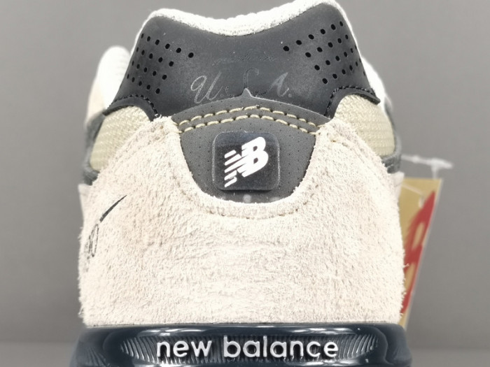 New Balance 990 V3 "Teddy Made"U990AD3