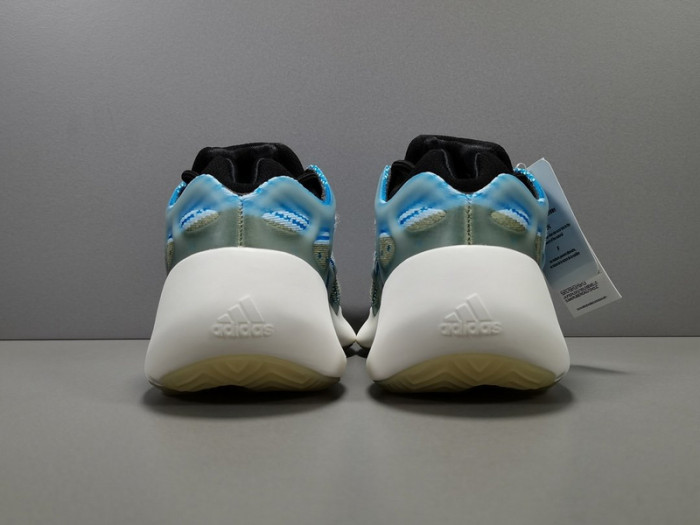 adidas Yeezy 700 V3