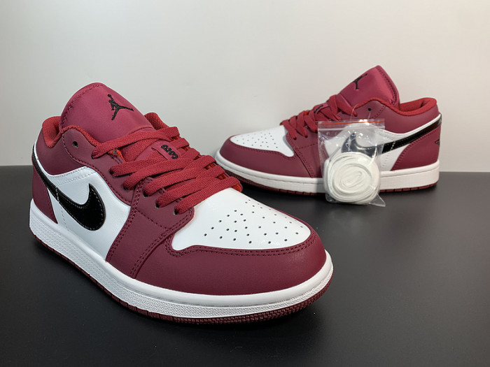 Air Jordan 1 Low