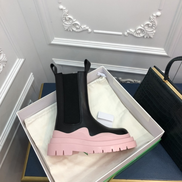 Bottega Veneta Chelsea Tire Leather high Boot