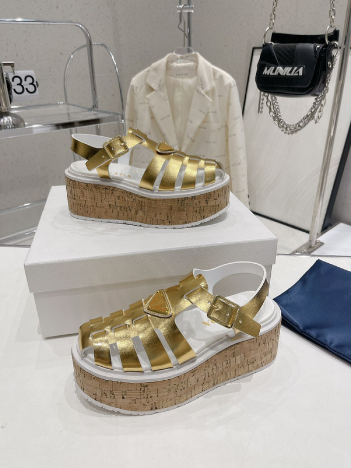 PRADA SLIDE